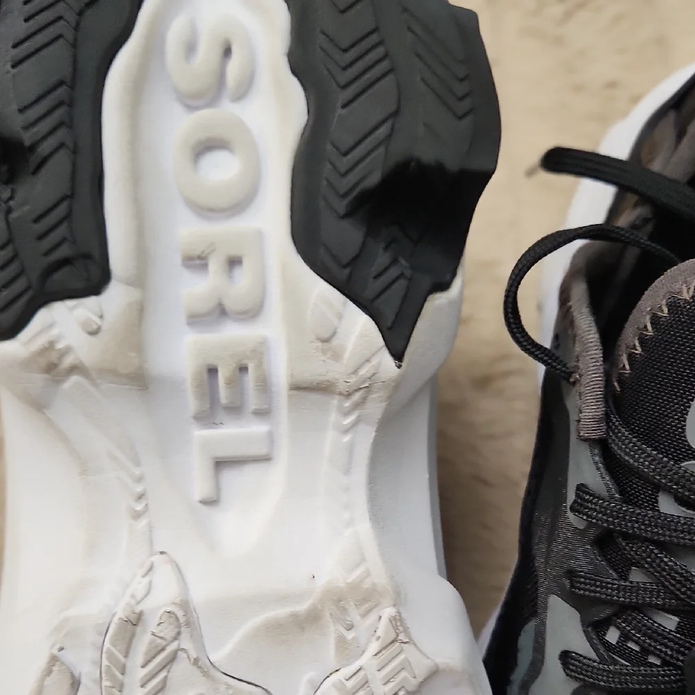 Sorel Black and Gray Athletic Shoes - Picture 4 of 11